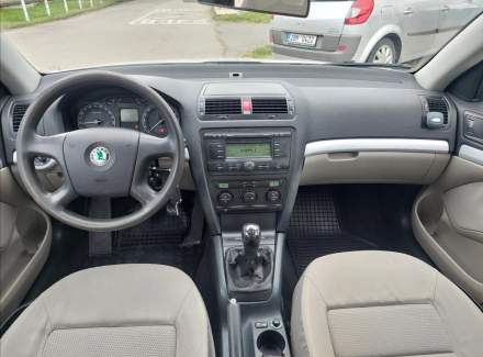 Škoda - Octavia