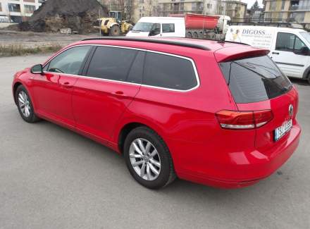 Volkswagen - Passat
