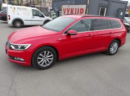 Volkswagen - Passat