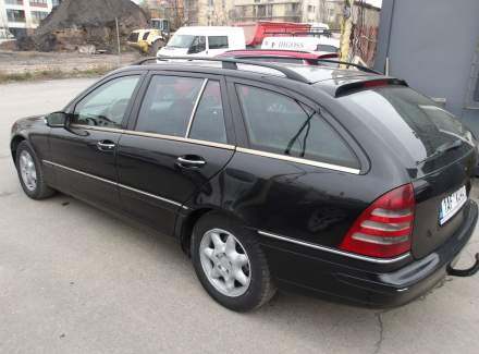 Mercedes-Benz - C-class