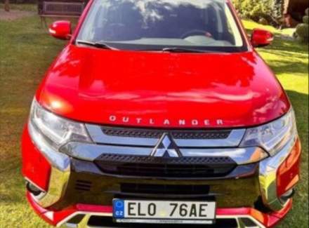 Mitsubishi - Outlander