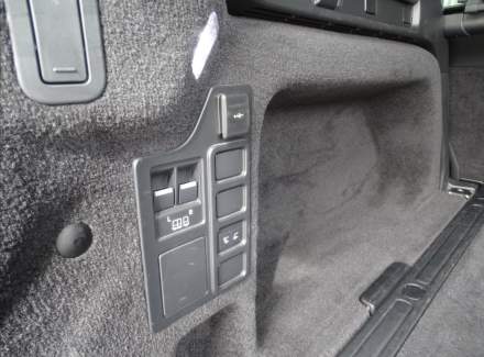 Land Rover - Discovery