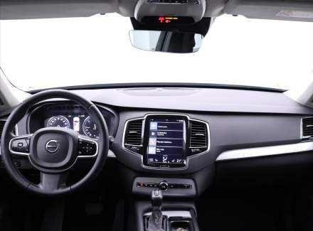 Volvo - XC90