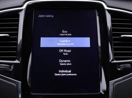 Volvo - XC90