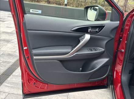 Mitsubishi - Eclipse Cross