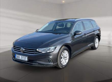 Volkswagen - Passat