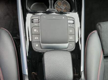 Mercedes-Benz - GLB
