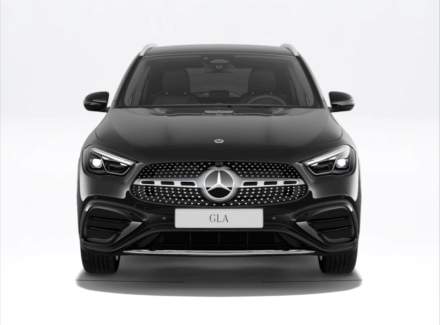 Mercedes-Benz - GLA