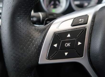 Mercedes-Benz - E-class