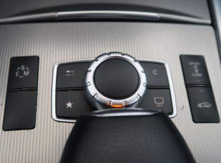 Mercedes-Benz - E-class