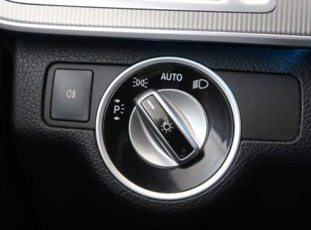 Mercedes-Benz - E-class