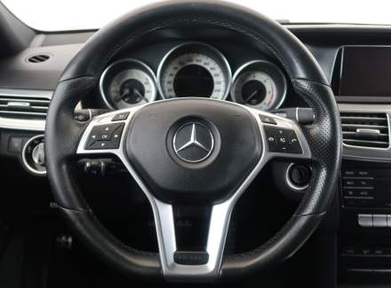 Mercedes-Benz - E-class