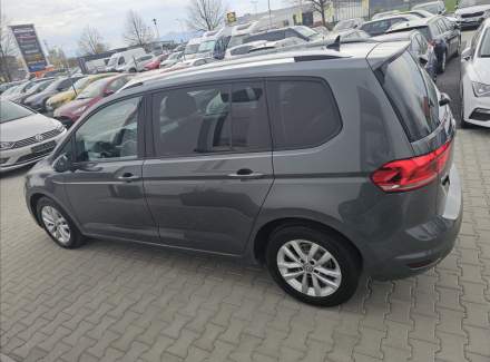 Volkswagen - Touran