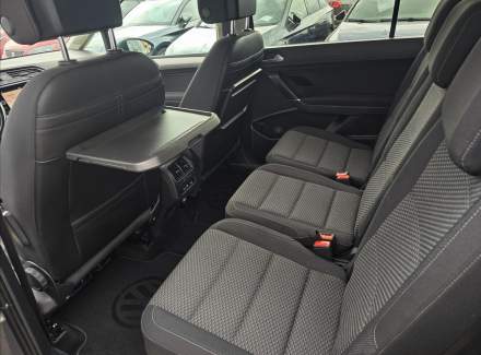 Volkswagen - Touran