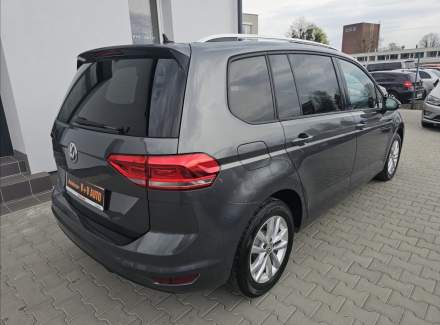 Volkswagen - Touran