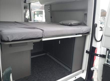 Volkswagen - Grand California