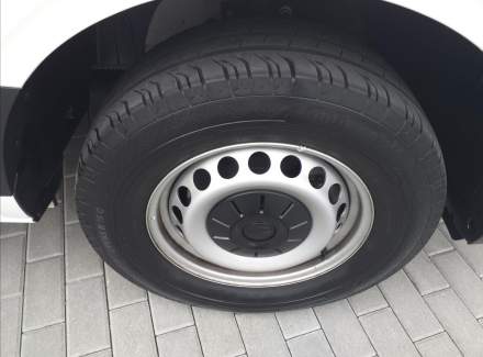 Volkswagen - Grand California