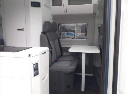 Volkswagen - Grand California