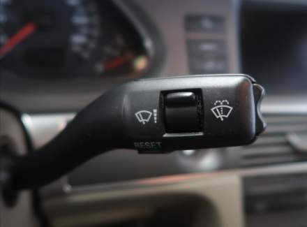 Audi - A6