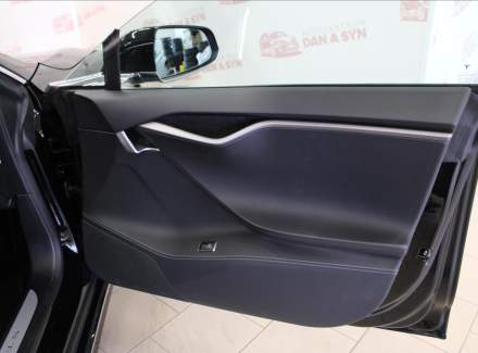 Tesla - Model S