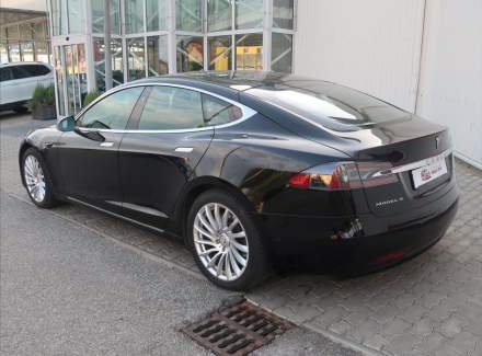 Tesla - Model S