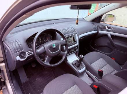 Škoda - Octavia