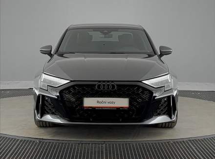 Audi - RS 3