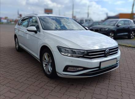Volkswagen - Passat