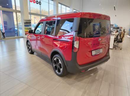 Ford - Tourneo Courier