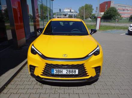 Lexus - LBX