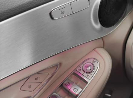 Mercedes-Benz - C-class