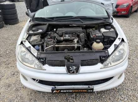 Peugeot - 206