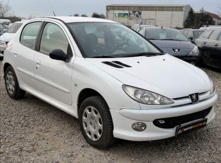 Peugeot - 206