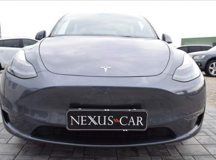 Tesla - Model Y