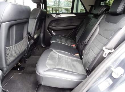 Mercedes-Benz - M-class