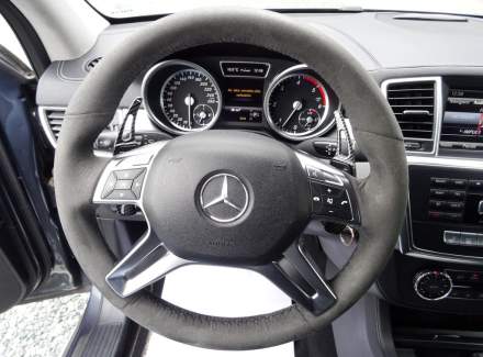 Mercedes-Benz - M-class