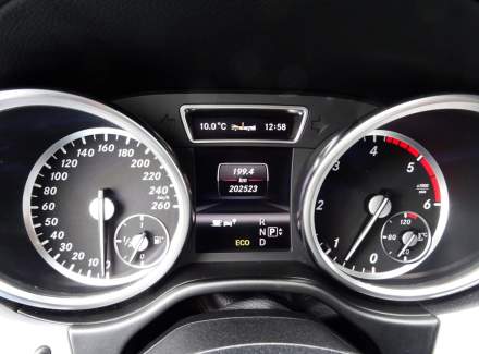 Mercedes-Benz - M-class