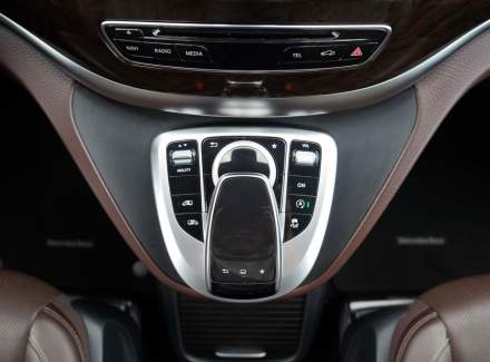 Mercedes-Benz - V-class