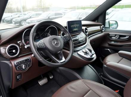 Mercedes-Benz - V-class