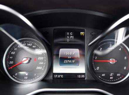 Mercedes-Benz - V-class