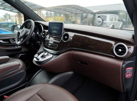 Mercedes-Benz - V-class