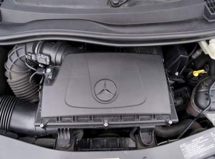 Mercedes-Benz - V-class