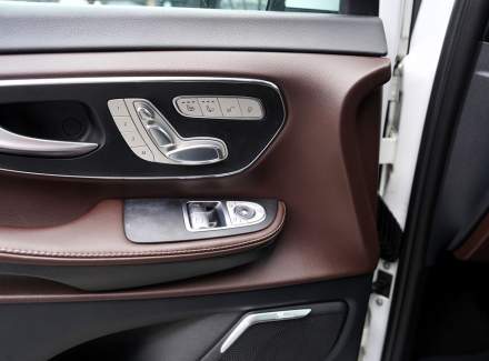 Mercedes-Benz - V-class