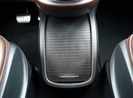 Mercedes-Benz - V-class