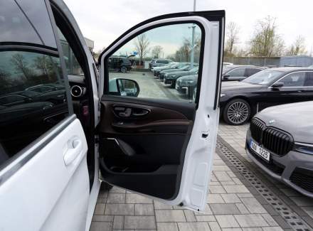 Mercedes-Benz - V-class