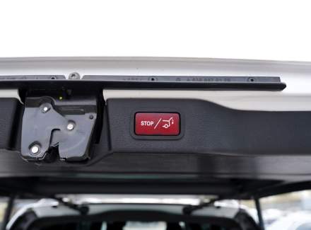 Mercedes-Benz - V-class