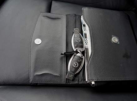 Mercedes-Benz - V-class