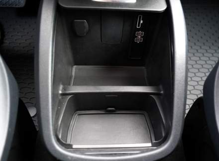 Mercedes-Benz - V-class