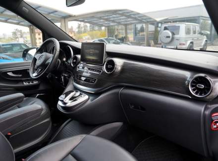 Mercedes-Benz - V-class