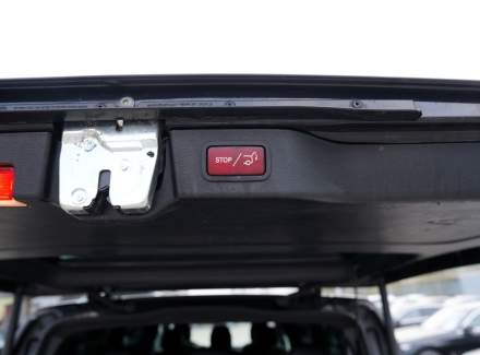 Mercedes-Benz - V-class